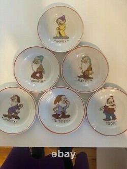1937 Disney SNOW WHITE & 7 Dwarfs 20 piece Tea Set, VERY RARE and COLLECTIBLE