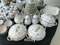 Herend Batthyany Full Dinner Service 150Pcs. Place-Setting For 6 +1 -VERY RARE