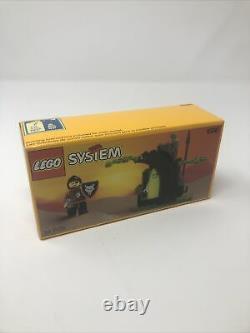 Lego Set 1596 New in Box! Rare! Ghostly Hideout. Very rare Very Nice Shape