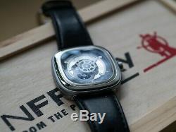 VERY RARE SevenFriday P1/01 First Zurich Edition! Full set box & papers