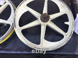 Very Rare White or yellow ACS Z-MAGS 6 Spoke MAGS Old School BMX Set Rims zmags