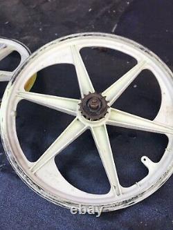 Very Rare White or yellow ACS Z-MAGS 6 Spoke MAGS Old School BMX Set Rims zmags
