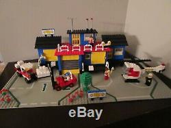 Vintage (1984) LEGO Town set 6391 Cargo Center VERY RARE