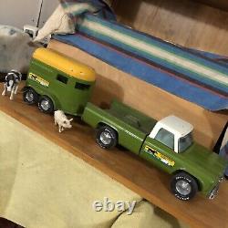 Vintage Nylint Stables truck and trailer very rare set