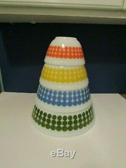 Vtg 1967 Pyrex Polka Dot Nesting Bowls Complete Set of 4 RARE & VERY NICE