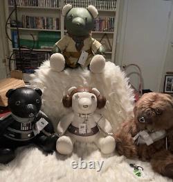 Ensemble de 4 ours en cuir Coach de NWT ! Collection Star Wars épuisée, très rare.