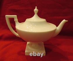 Ensemble de thé et café en porcelaine blanc colonial Lenox 1941 très rare sur socle antique