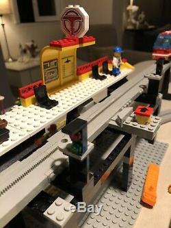 Lego Très Rare Vintage 6399 Aéroport Legoland Navette Monorail Train Complet