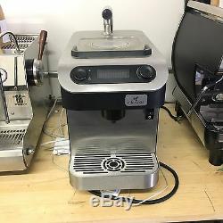 Machine À Café Clover 1s Utilisée Dans Le Réglage Du Café Très Rare