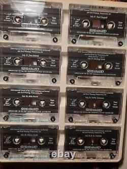 Rare 28 cassette set National Sword Of The Lord Conference 2000 Walkertown, NC<br/>
 
 Ensemble de 28 cassettes rare Conférence nationale Sword Of The Lord 2000 à Walkertown, NC