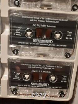 Rare 28 cassette set National Sword Of The Lord Conference 2000 Walkertown, NC<br/>Ensemble de 28 cassettes rare Conférence nationale Sword Of The Lord 2000 à Walkertown, NC