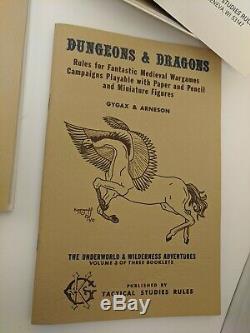The Original Tsr Et Dragons Blanc Dungeons Coffret (très Rare Et Exc +!)